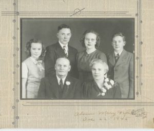 My dad's family in 1945.
